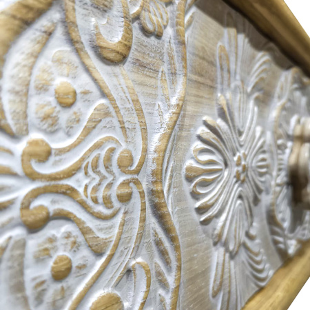 фото дизайнерской прикроватной тумбы из массива MH_10-8