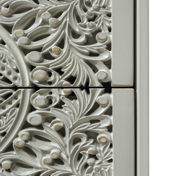 фото дизайнерской прикроватной тумбы из массива MH_155