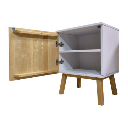 фото дизайнерской прикроватной тумбы из массива MH_178-10