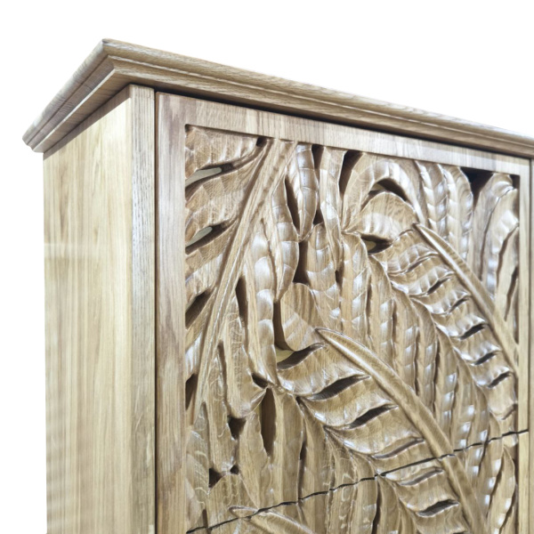 фото дизайнерской прикроватной тумбы из массива MH_175-6